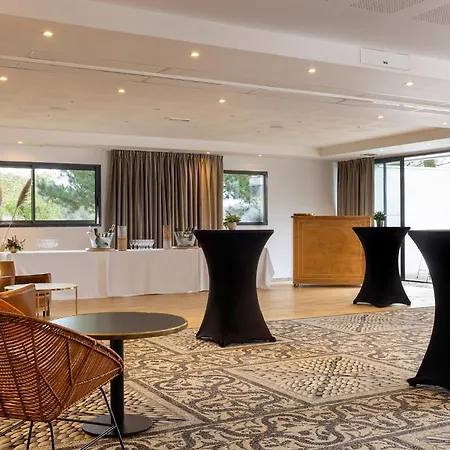 Hotel Western Les Rives Du Ter 4*
